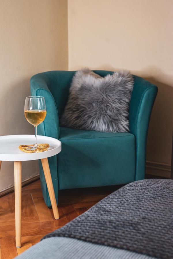 Central And Modern Apartment With Free Parking Timisoara Bagian luar foto